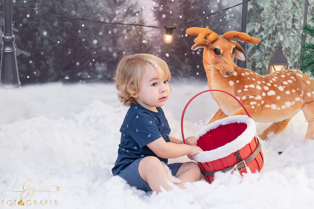 Fotógrafo em londrina especializado em ensaios de bebês e crianças. Momento registrado pela fotógrafa Giscellayne - Gy fotografia!