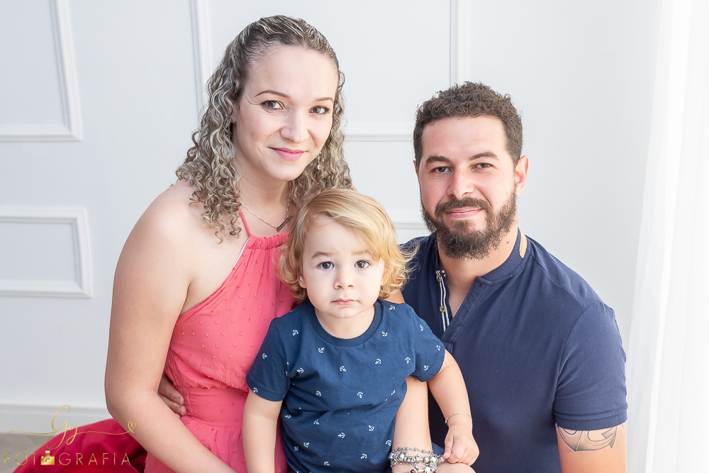 Fotógrafo em londrina especializado em ensaios de bebês e crianças. Momento registrado pela fotógrafa Giscellayne - Gy fotografia!