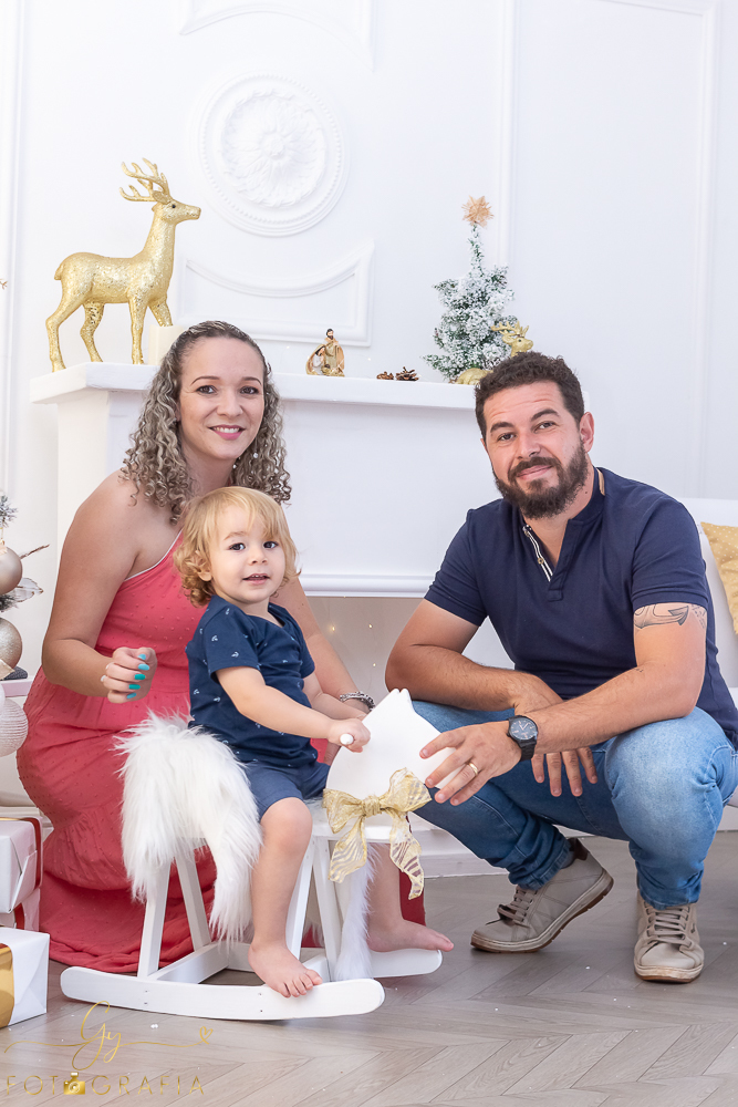 Fotógrafo em londrina especializado em ensaios de bebês e crianças. Momento registrado pela fotógrafa Giscellayne - Gy fotografia!