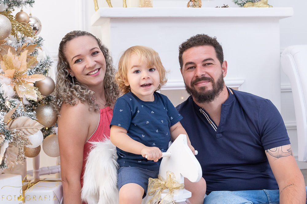 Fotógrafo em londrina especializado em ensaios de bebês e crianças. Momento registrado pela fotógrafa Giscellayne - Gy fotografia!