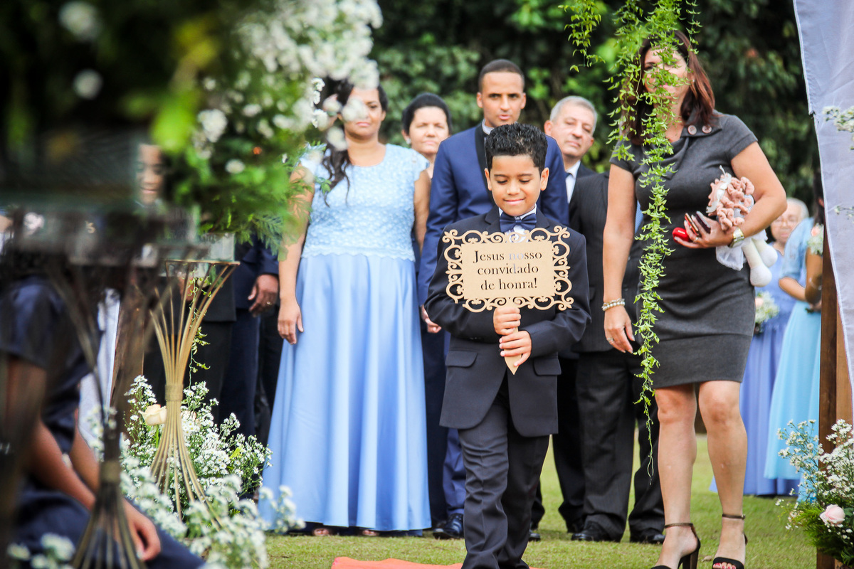Imagem capa - 7 Dicas Pra Quem Vai Subir Ao Altar por BRUNO HENRIQUE DA SILVA