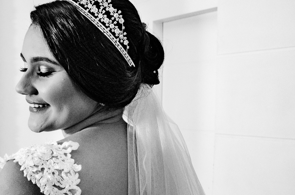 foto preto e branco detalhe da noiva 4ksf fotógrafo de casamento