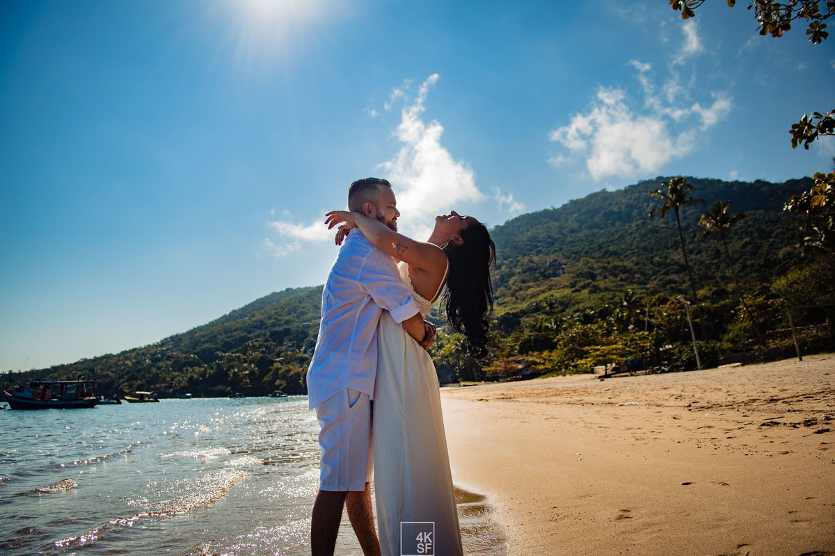 ensaio pré wedding ilhabela, ensaio pré casamento ilhabela, praia da armação, fotógrafo de casamento ilhabela, casamento na praia, ensaio pré wedding na praia fotografia de casamento na praia, pré casamento na praia, dicas ensaio pré wedding