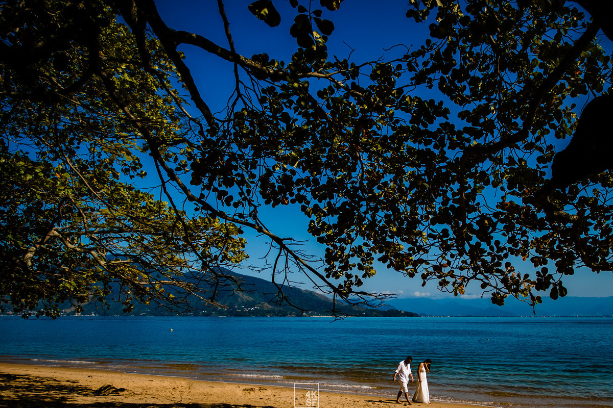 ensaio pré wedding ilhabela, ensaio pré casamento ilhabela, praia da armação, fotógrafo de casamento ilhabela, casamento na praia, ensaio pré wedding na praia fotografia de casamento na praia, pré casamento na praia, dicas ensaio pré wedding