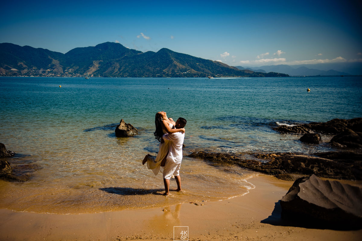ensaio pré wedding ilhabela, ensaio pré casamento ilhabela, praia da armação, fotógrafo de casamento ilhabela, casamento na praia, ensaio pré wedding na praia fotografia de casamento na praia, pré casamento na praia, dicas ensaio pré wedding