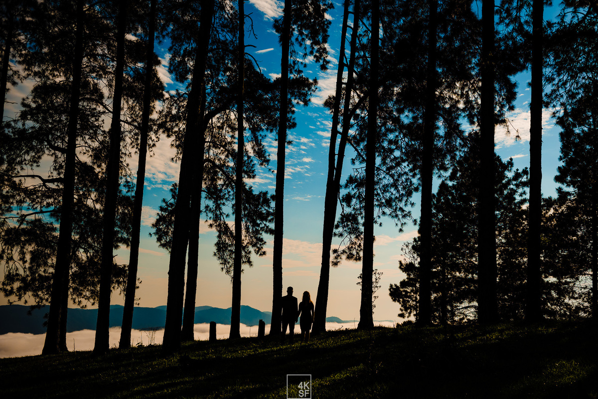 ensaio pré wedding criativo, pré wedding caveira, pre wedding skull, pre wedding diferetente, pre wedding mairiporã, pré wedding nas montanhas, pre wedding nas nuves, fotografo de casamento em sao paulo