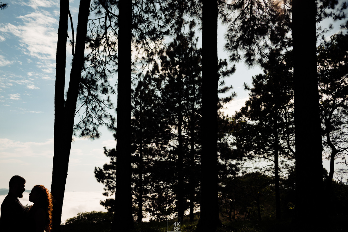 ensaio pré wedding criativo, pré wedding caveira, pre wedding skull, pre wedding diferetente, pre wedding mairiporã, pré wedding nas montanhas, pre wedding nas nuves, fotografo de casamento em sao paulo