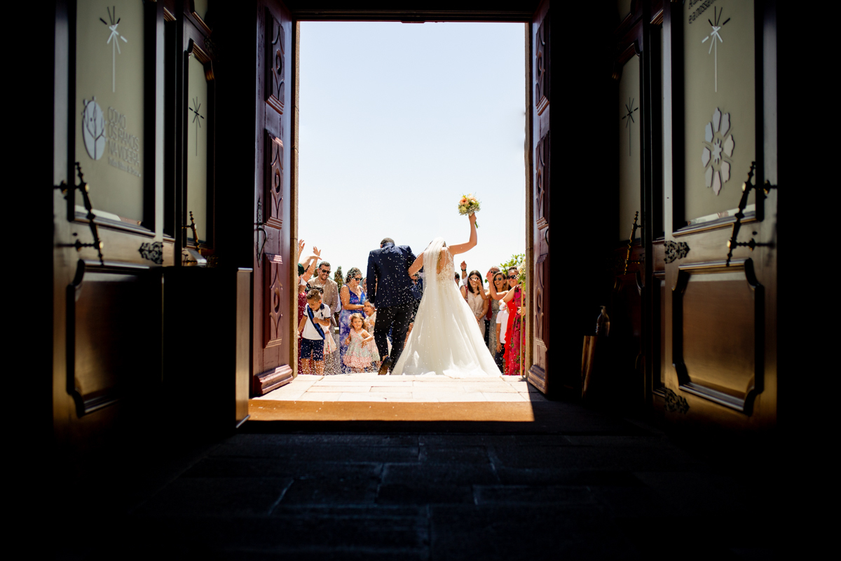 casamento porto, saída da igreja