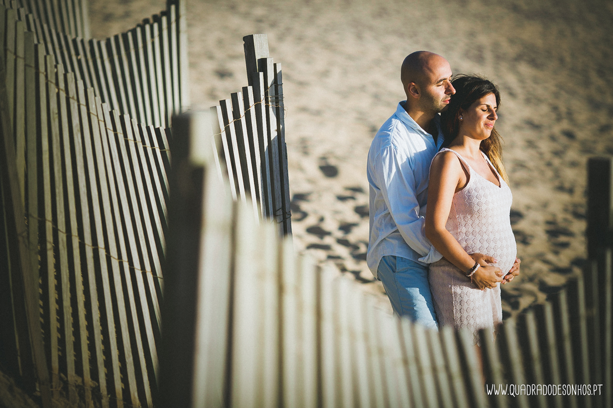 sessão de gravida na praia