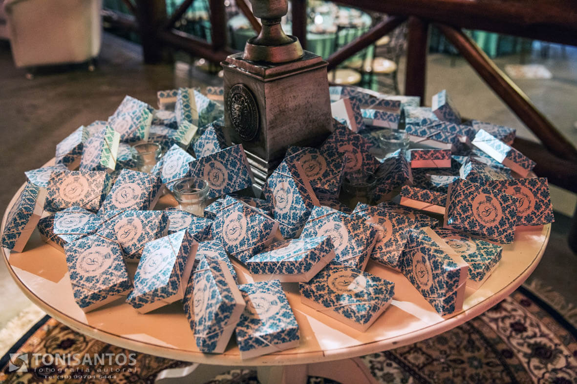 LEMBRANCINHAS DE FESTA DE 15 ANOS NA KRATOS VINHEDO SP
