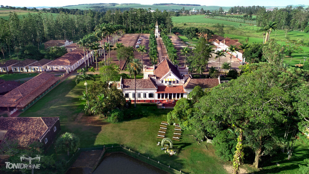 FOTO E VIDEO DRONE COM FILMAGEM AEREA PARA IMOBILIARIAS COM CLIENTES ESPECIAIS E GRANDES NEGOCIOS IMOBILIARIOS.
