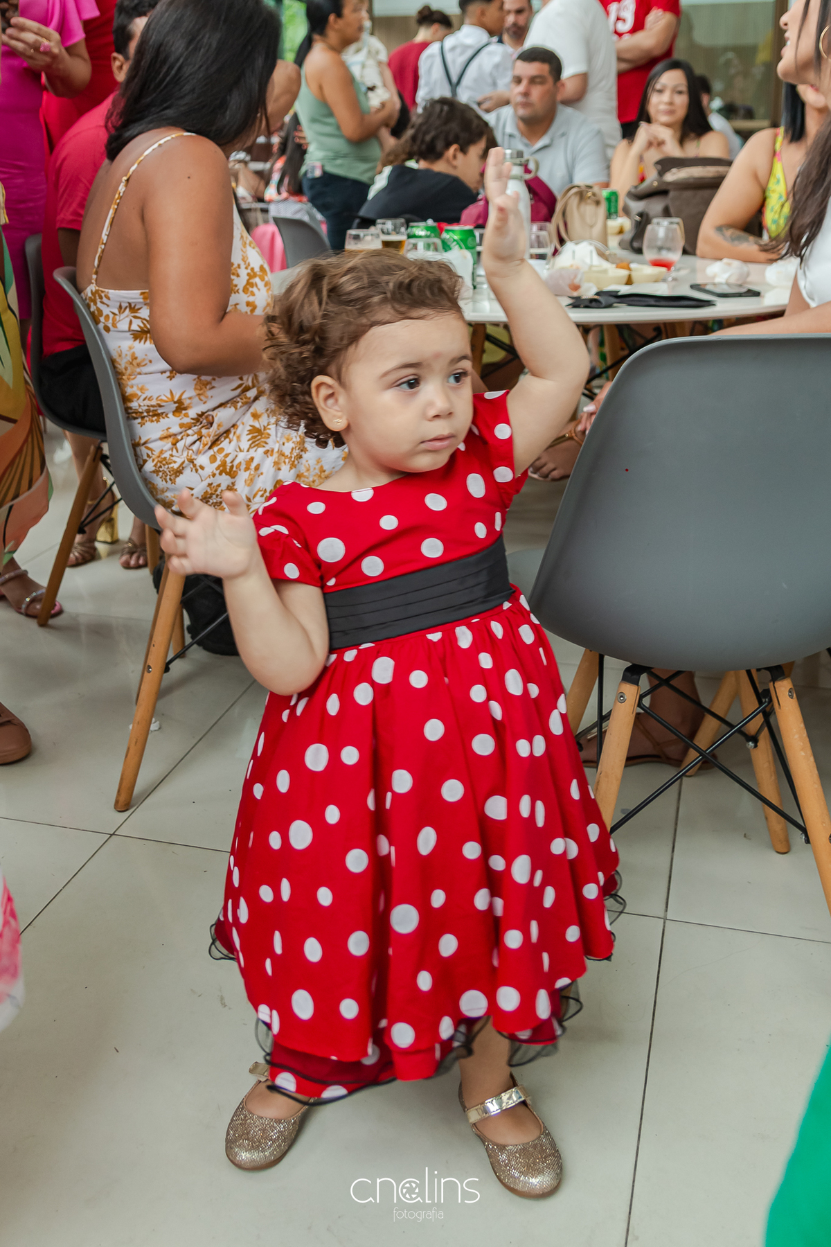Dança em festa infantil