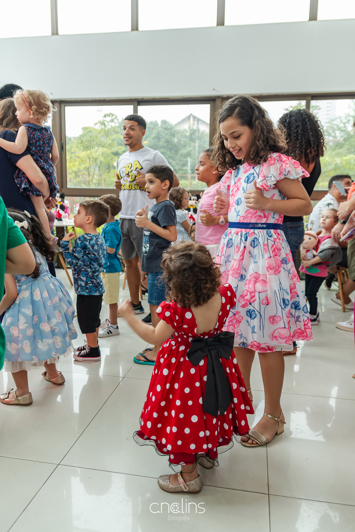 Dança em festa infantil, Recife, Ana Lins fotografia