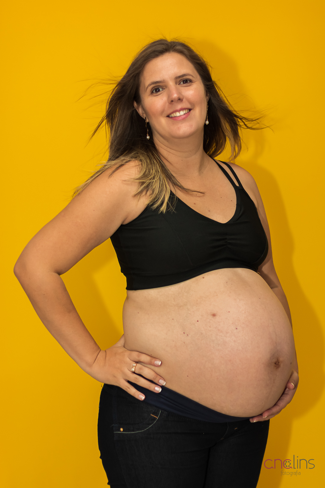 gestante de barriga de fora