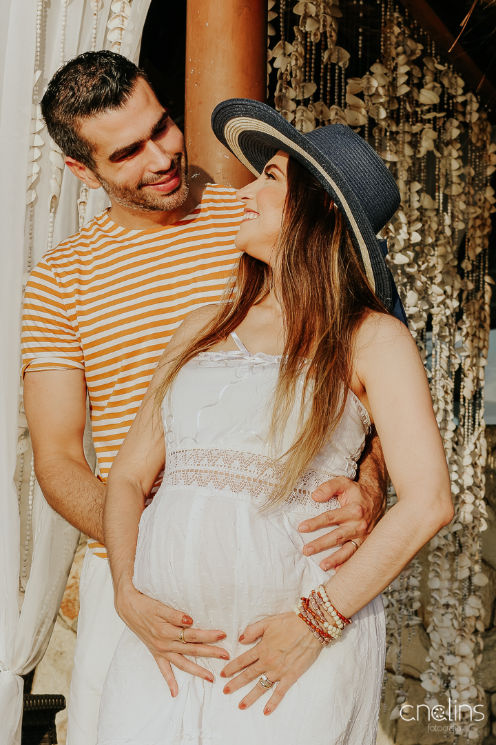 Ensaio gestante no Hotel Amoaras em Maria Farinha-PE.
Área externa do hotel.