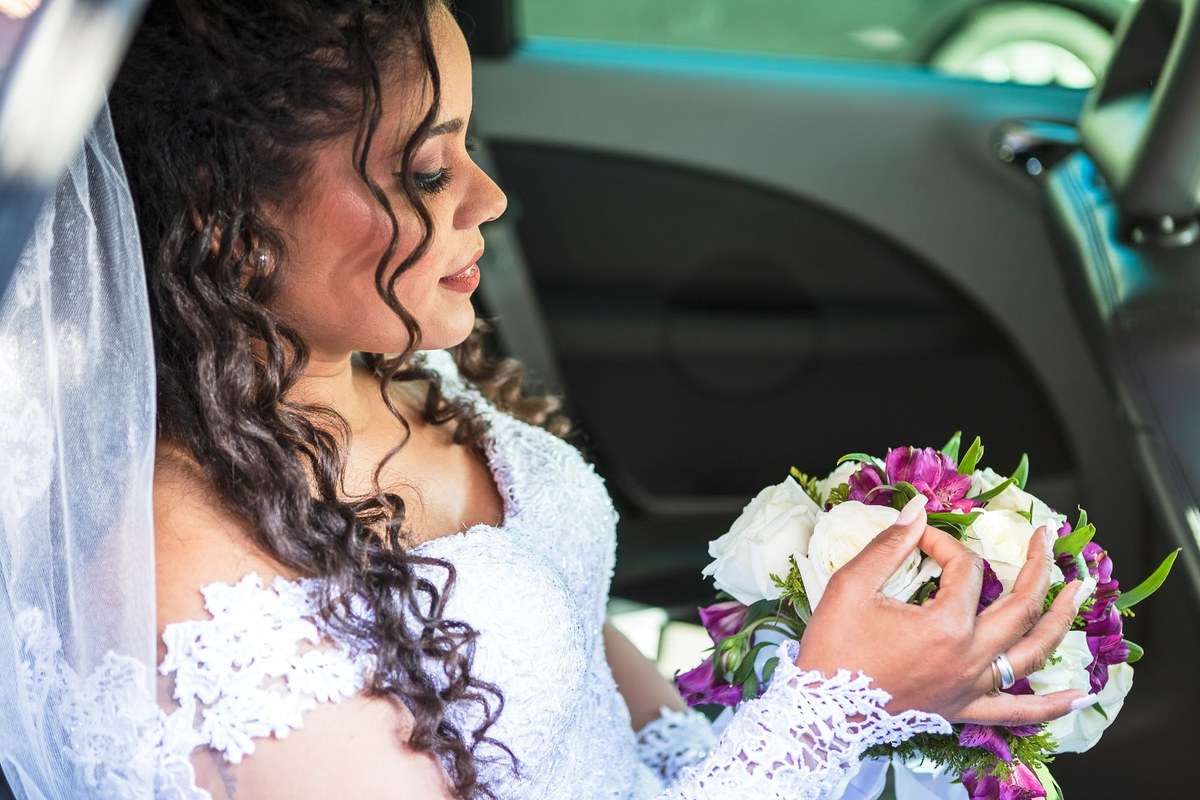 As melhores ideias e inspirações criativas de fotos de casamento na igreja Comunidade São Francisco de Assis - SP