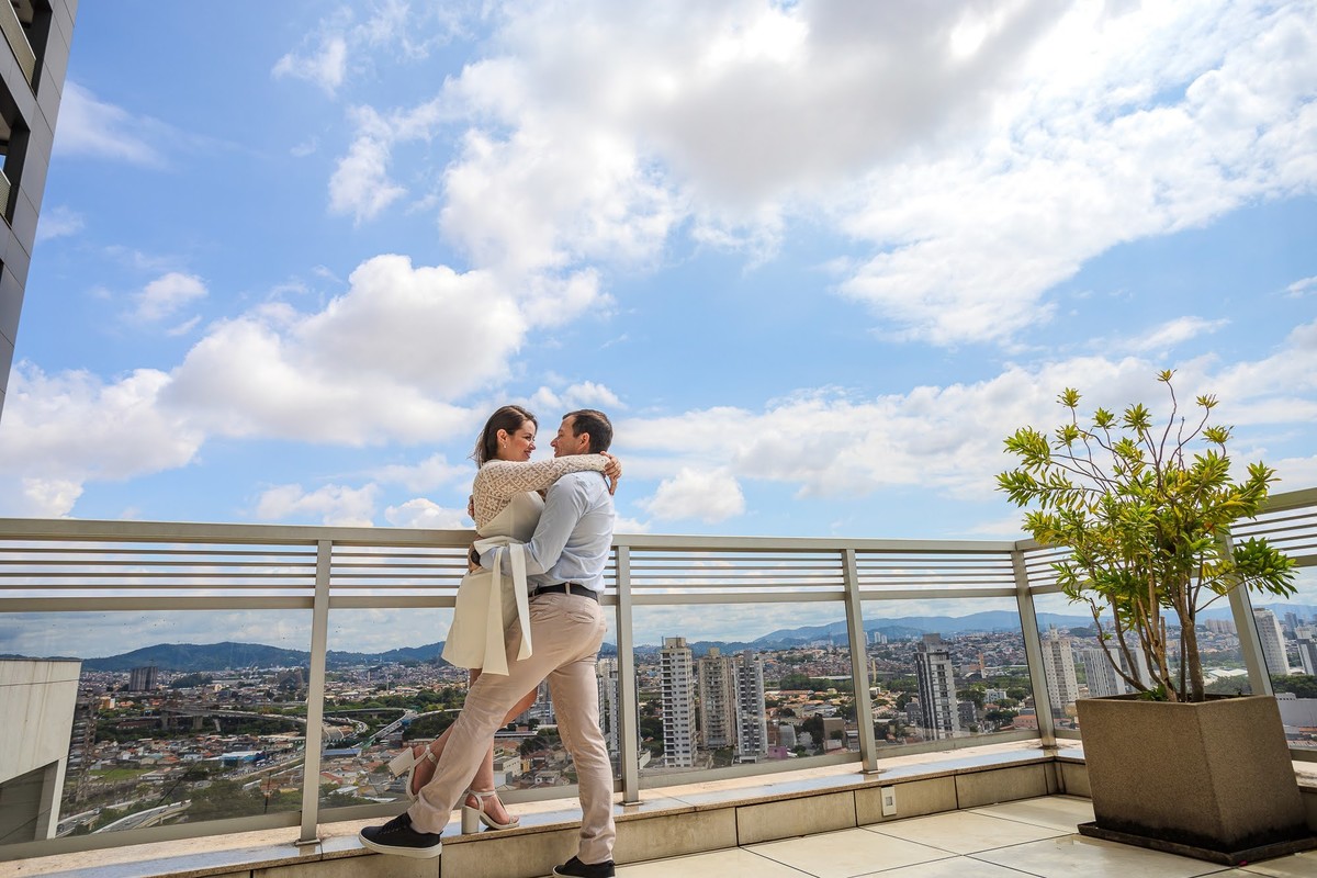 As melhores ideias e inspirações criativas de fotos de pós casamento civil no apartamento 