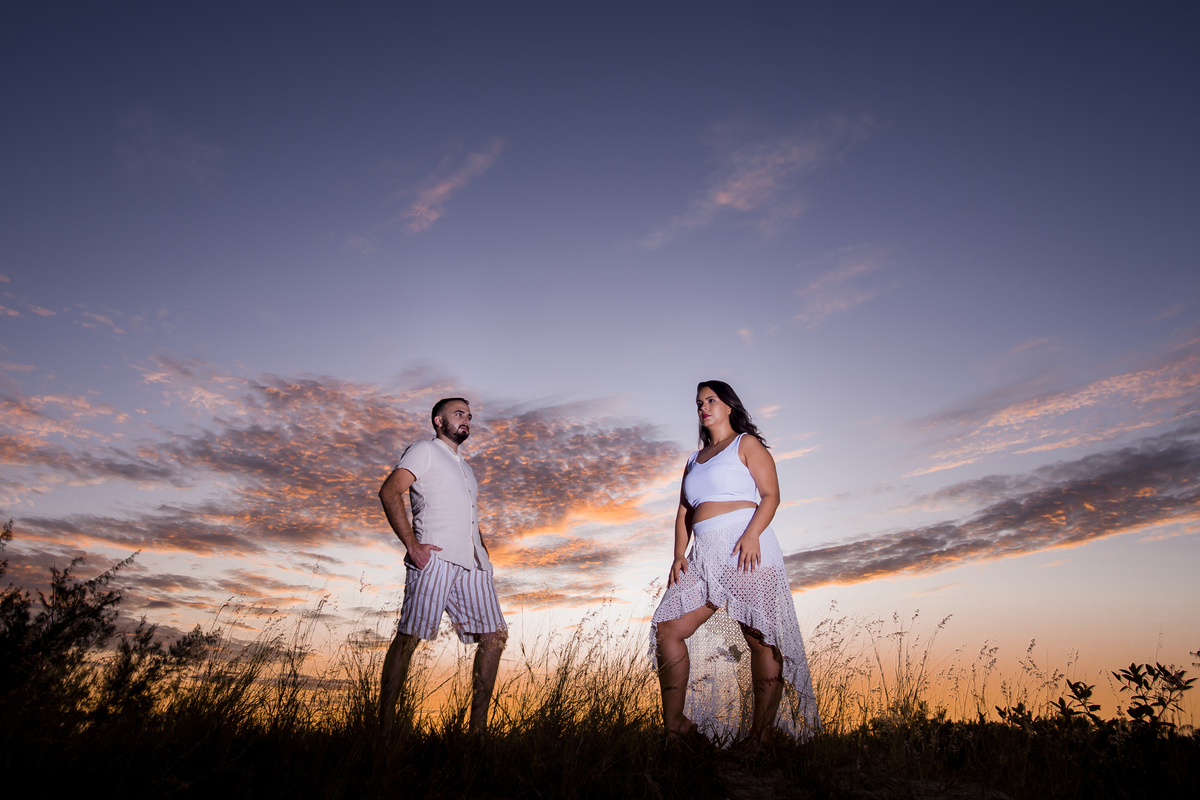 Ensaio pre wedding na praia do Cambuco