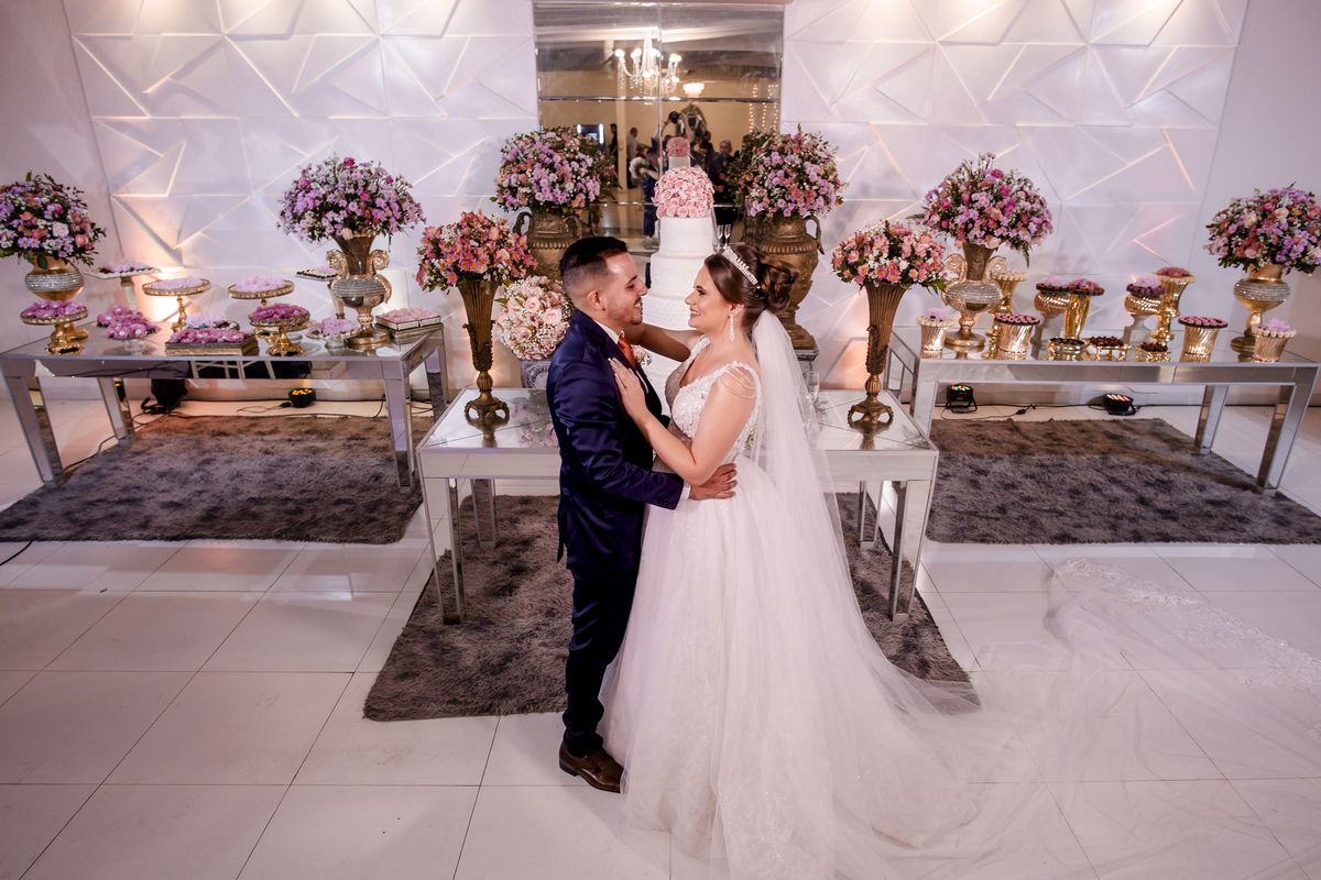Fotografia casal no buffet