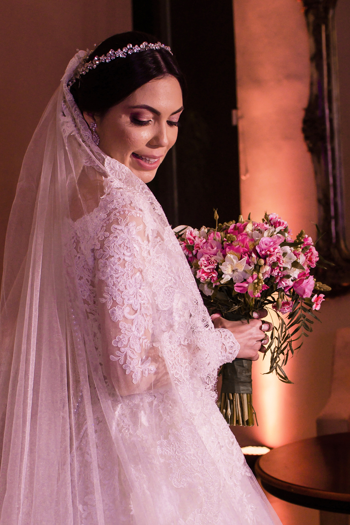 Fotografia dos noivos no buffet