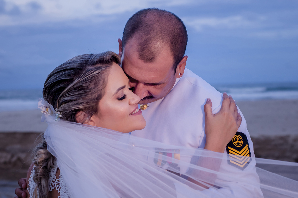 Sessão fotos de casamento na praia