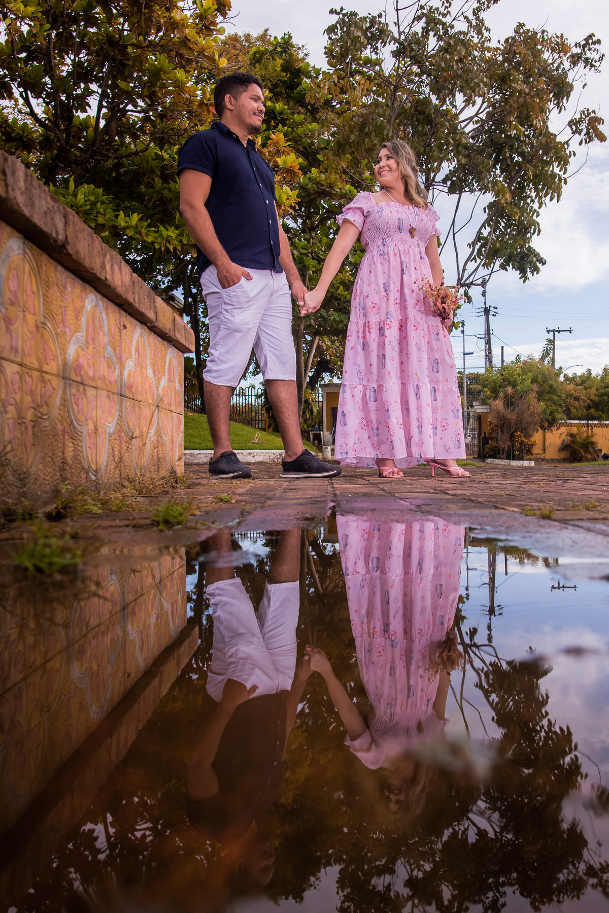 Ensaio fotográfico noivos no campo