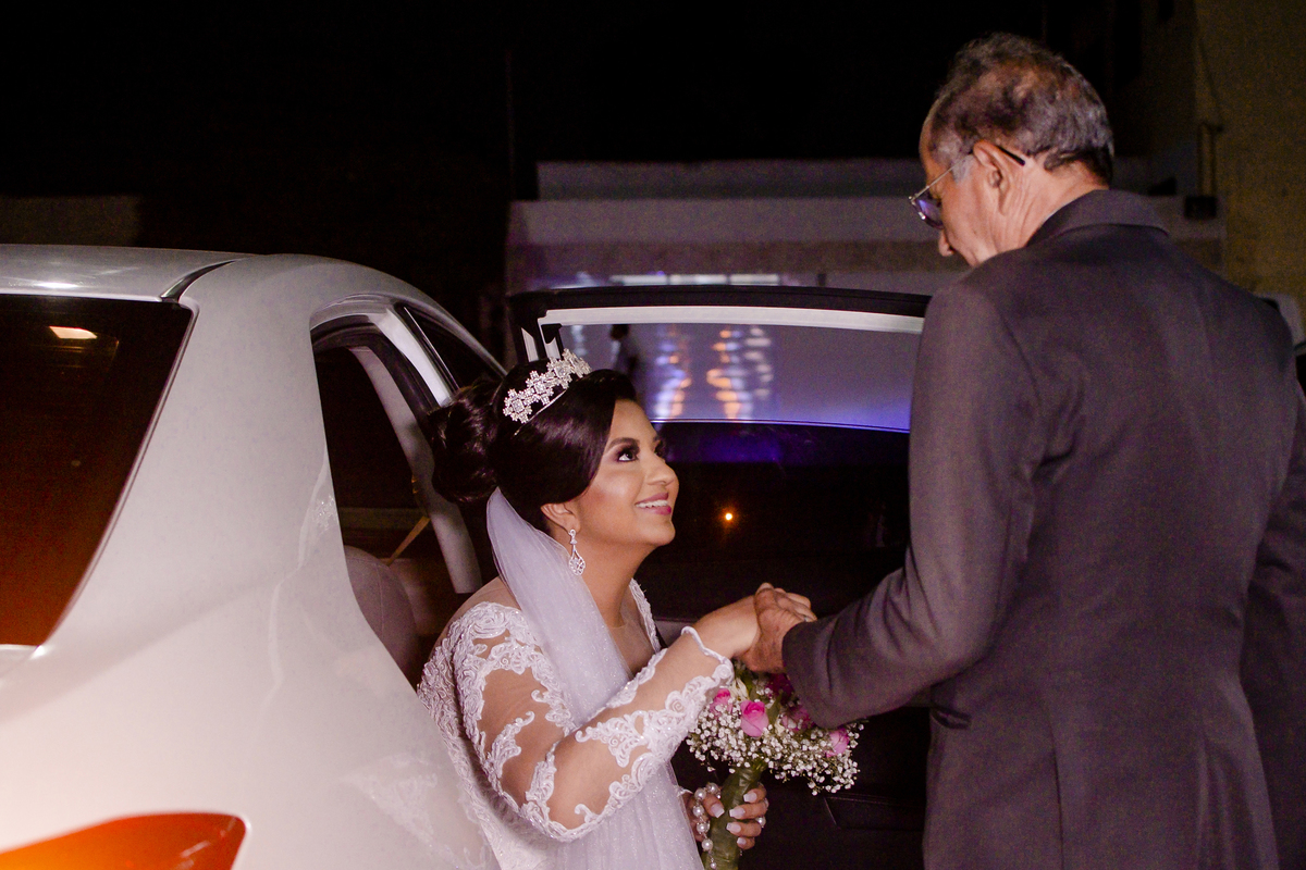 Chegada da noiva na igreja