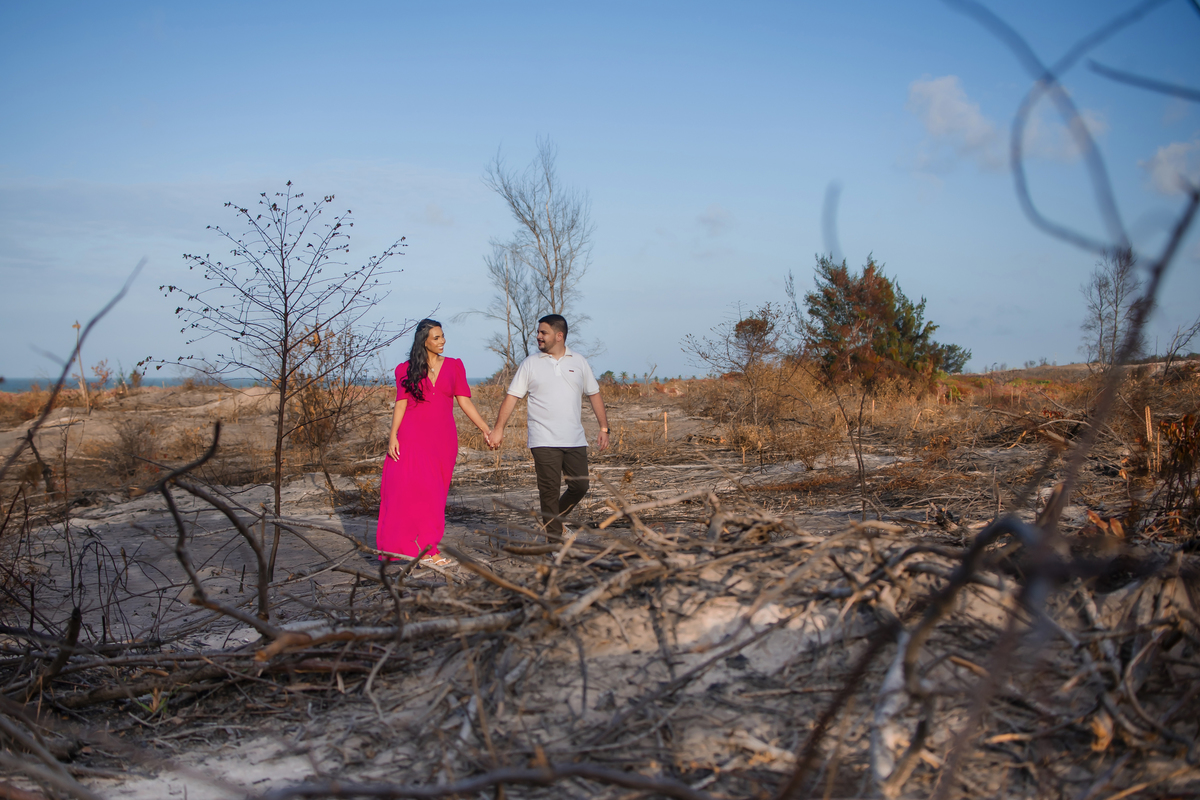 Ensaio fotográfico noivos no campo