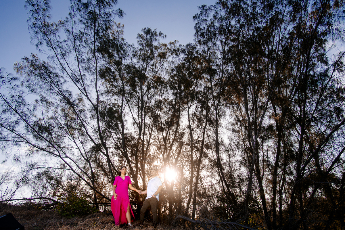 Ensaio fotográfico noivos no campo
