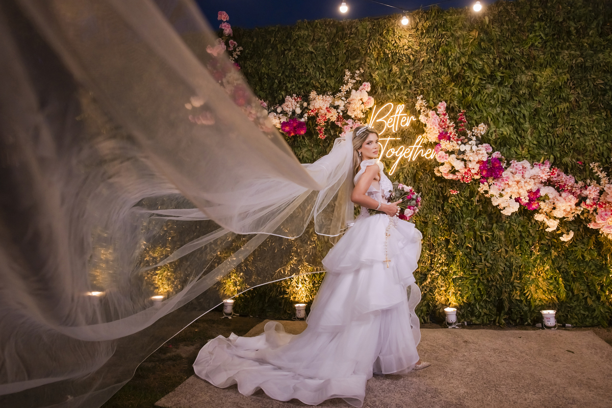 Fotografia noivos na praia
