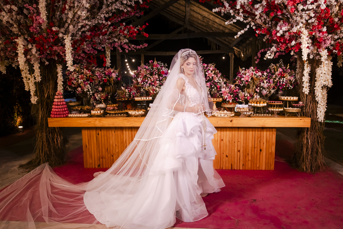 Fotografia noivos na praia