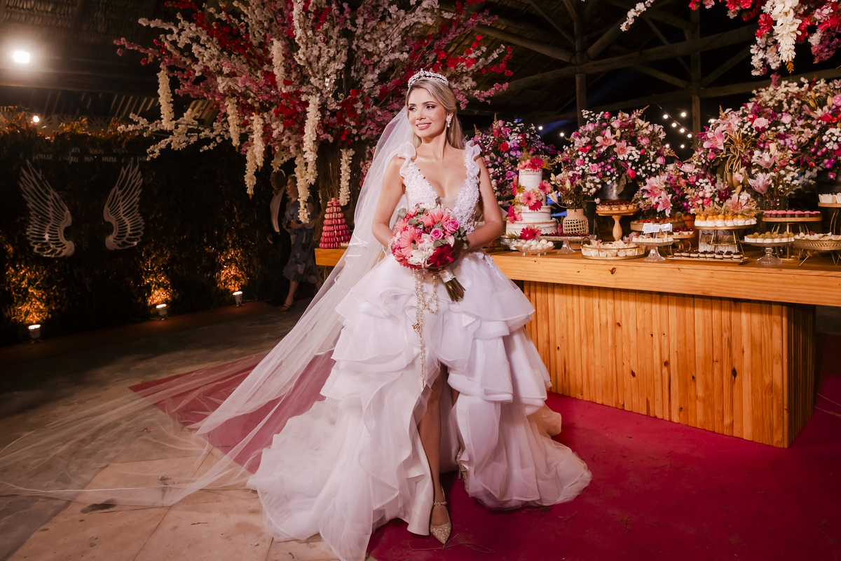 Fotografia noivos na praia