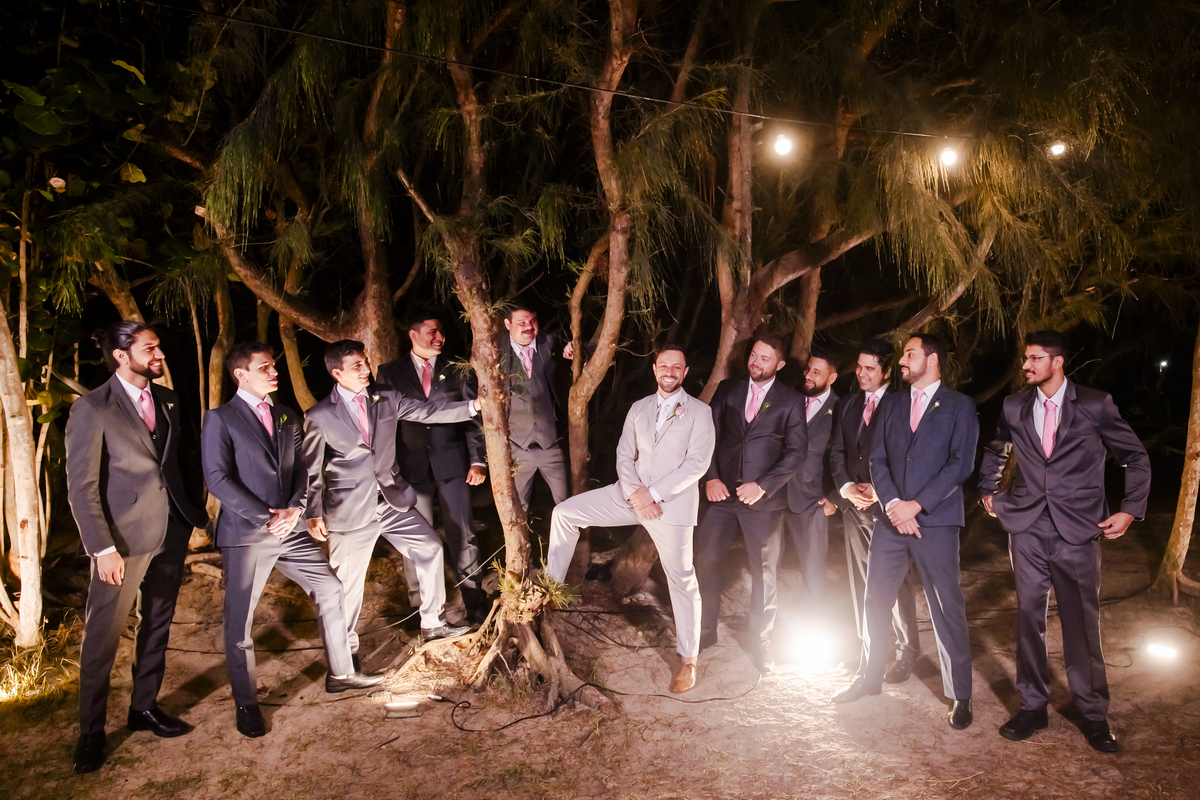 Fotografia noivos na praia