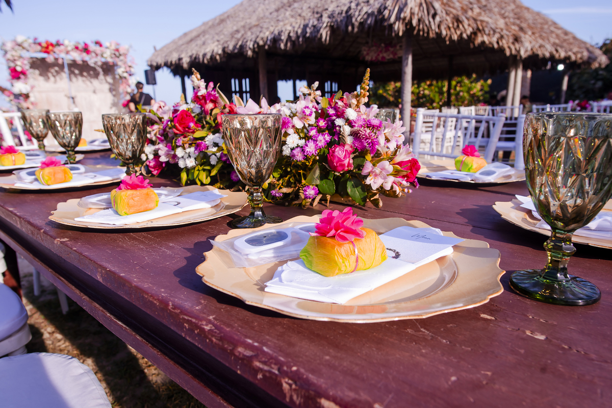 Fotografia noivos na praia