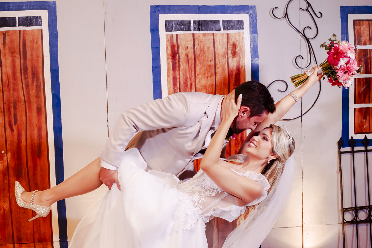 Fotografia noivos na praia