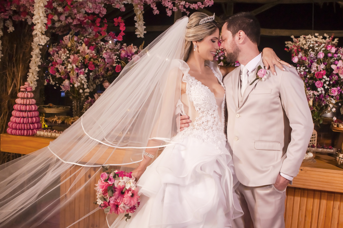 Fotografia noivos na praia