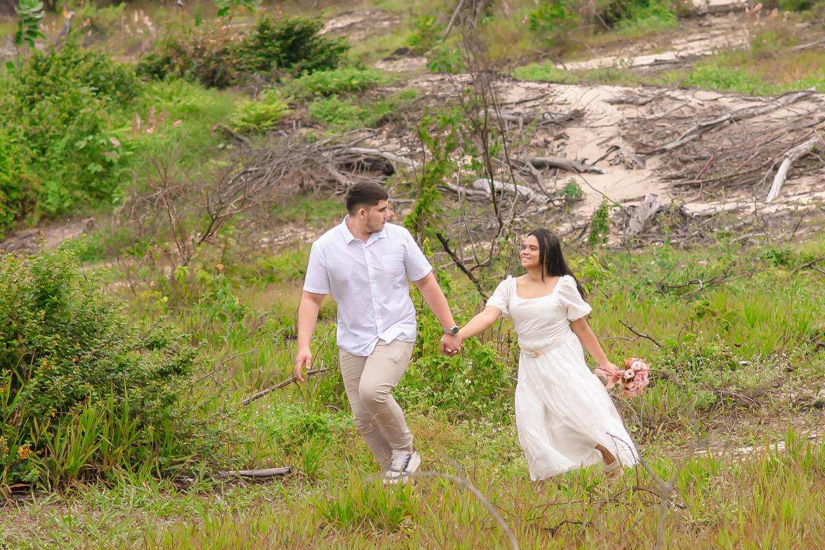 Ensaio pre wedding  no campo