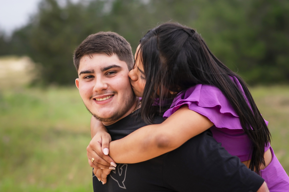 Ensaio pre wedding  no campo