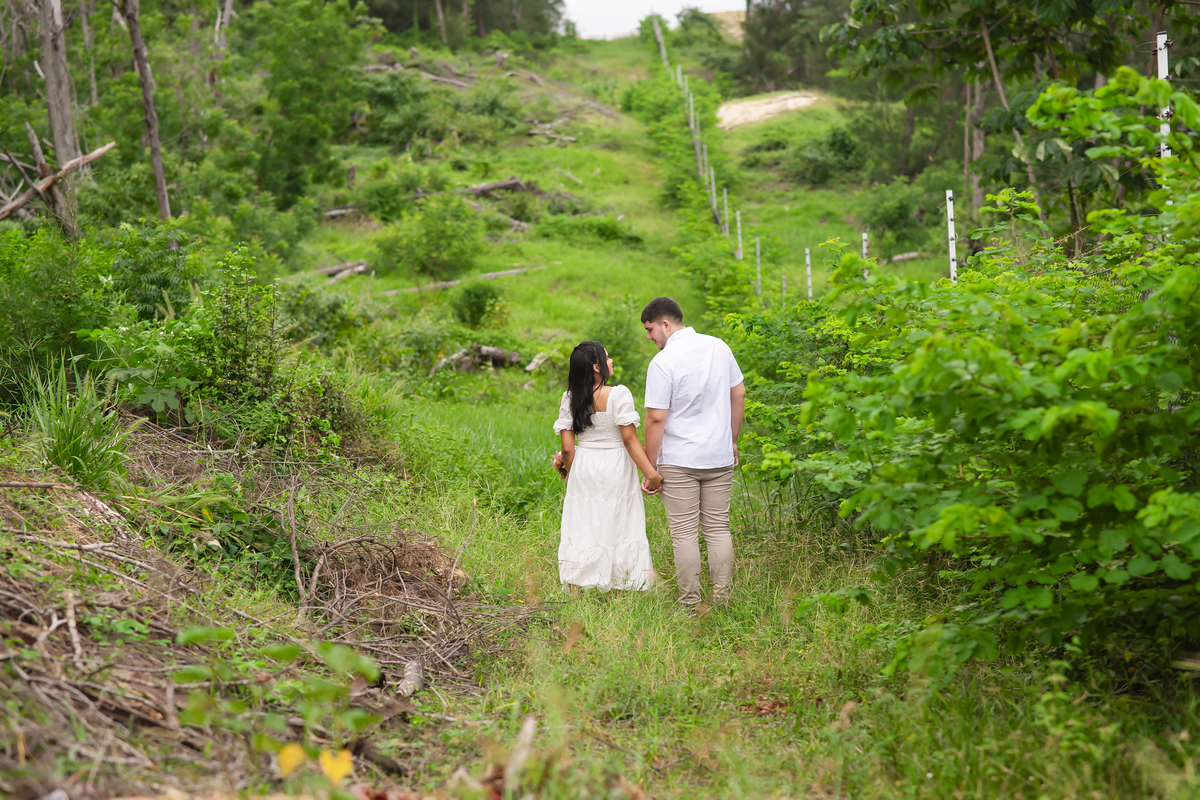 Ensaio pre wedding  no campo