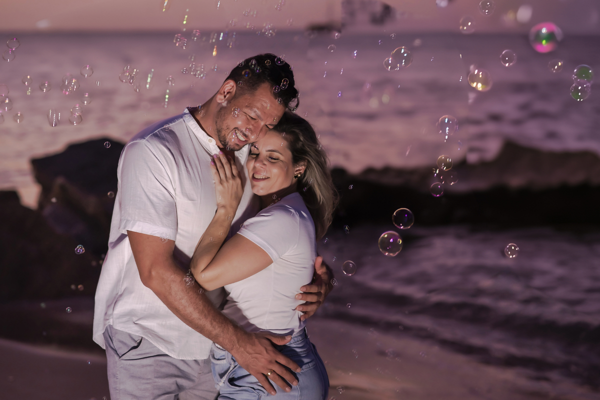 Ensaio fotográfico casal  na praia em Fortaleza