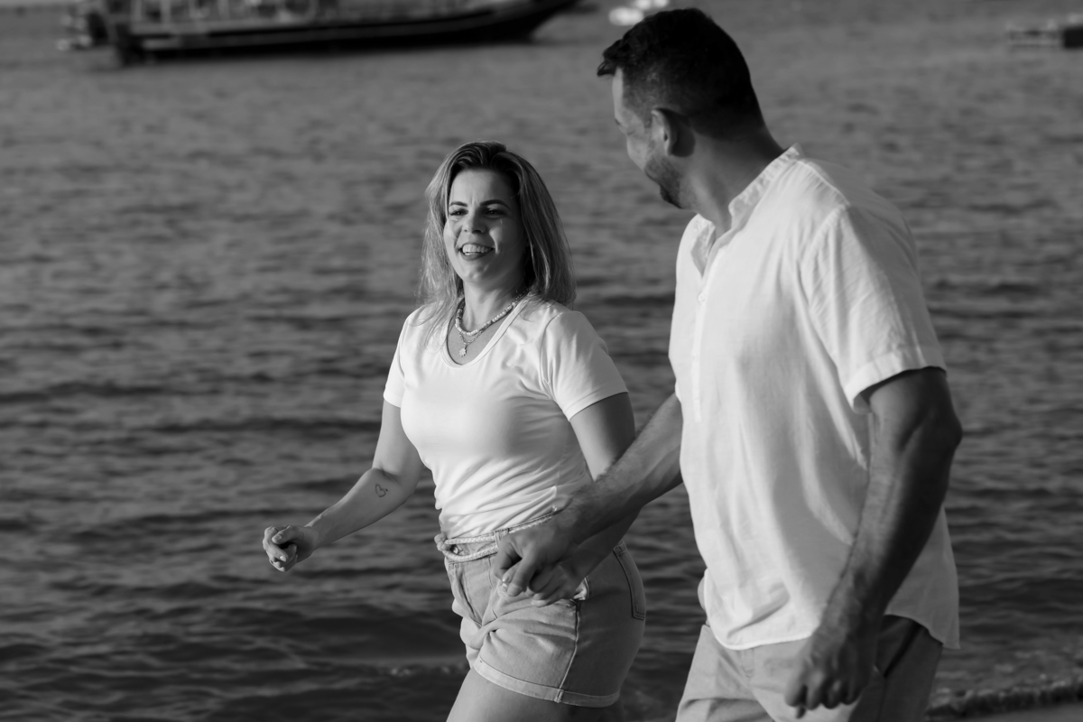 Ensaio fotográfico casal  na praia em Fortaleza