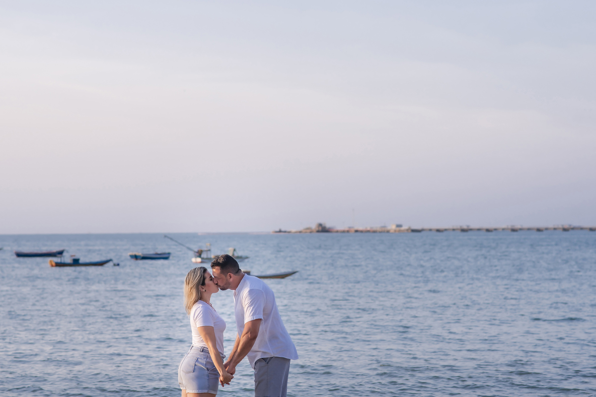 Ensaio fotográfico casal  na praia em Fortaleza