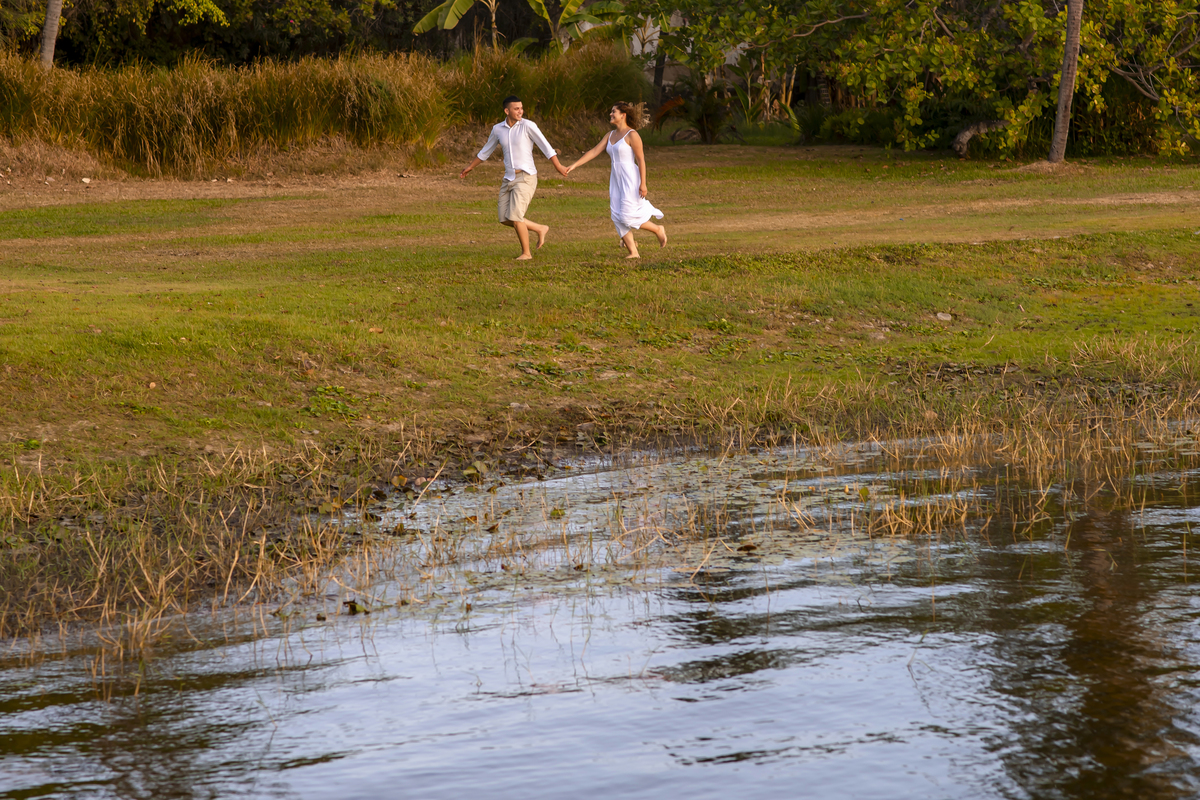 Ensaio fotográfico casamento no campo em Fortaleza