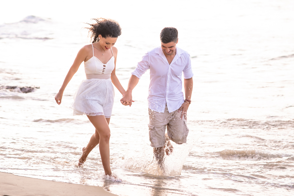 Ensaio fotográfico pre casamento na praia em Fortaleza