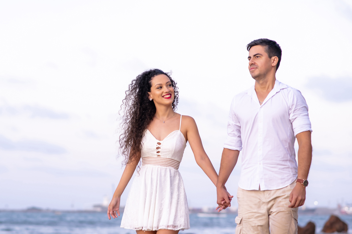 Ensaio fotográfico pre casamento na praia em Fortaleza