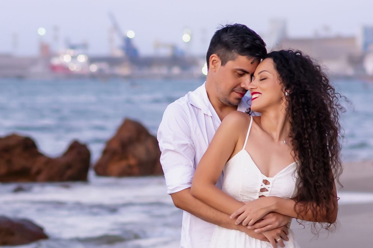 Ensaio fotográfico pre casamento na praia em Fortaleza