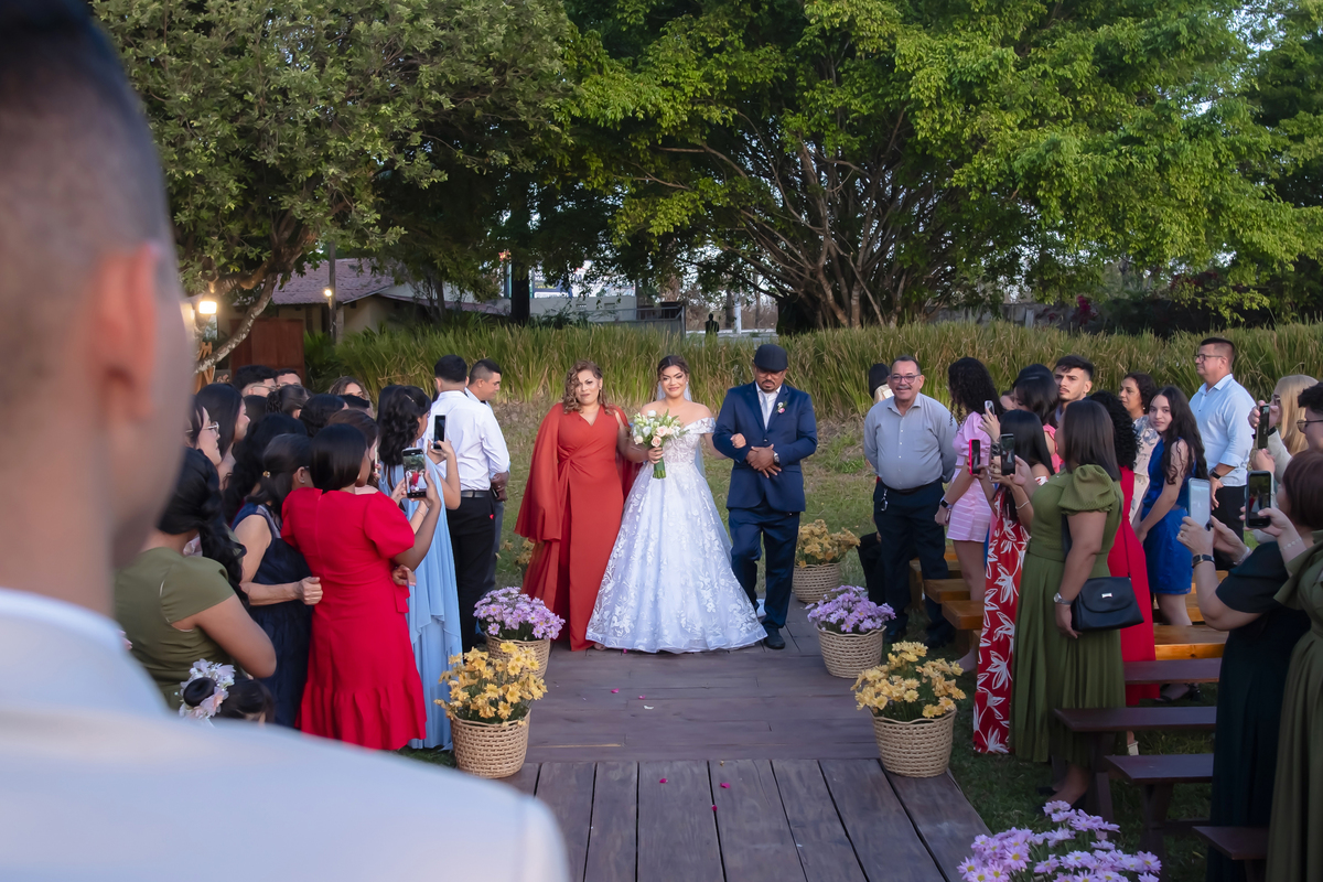 Fotografia de casamento no campo em Fortaleza
