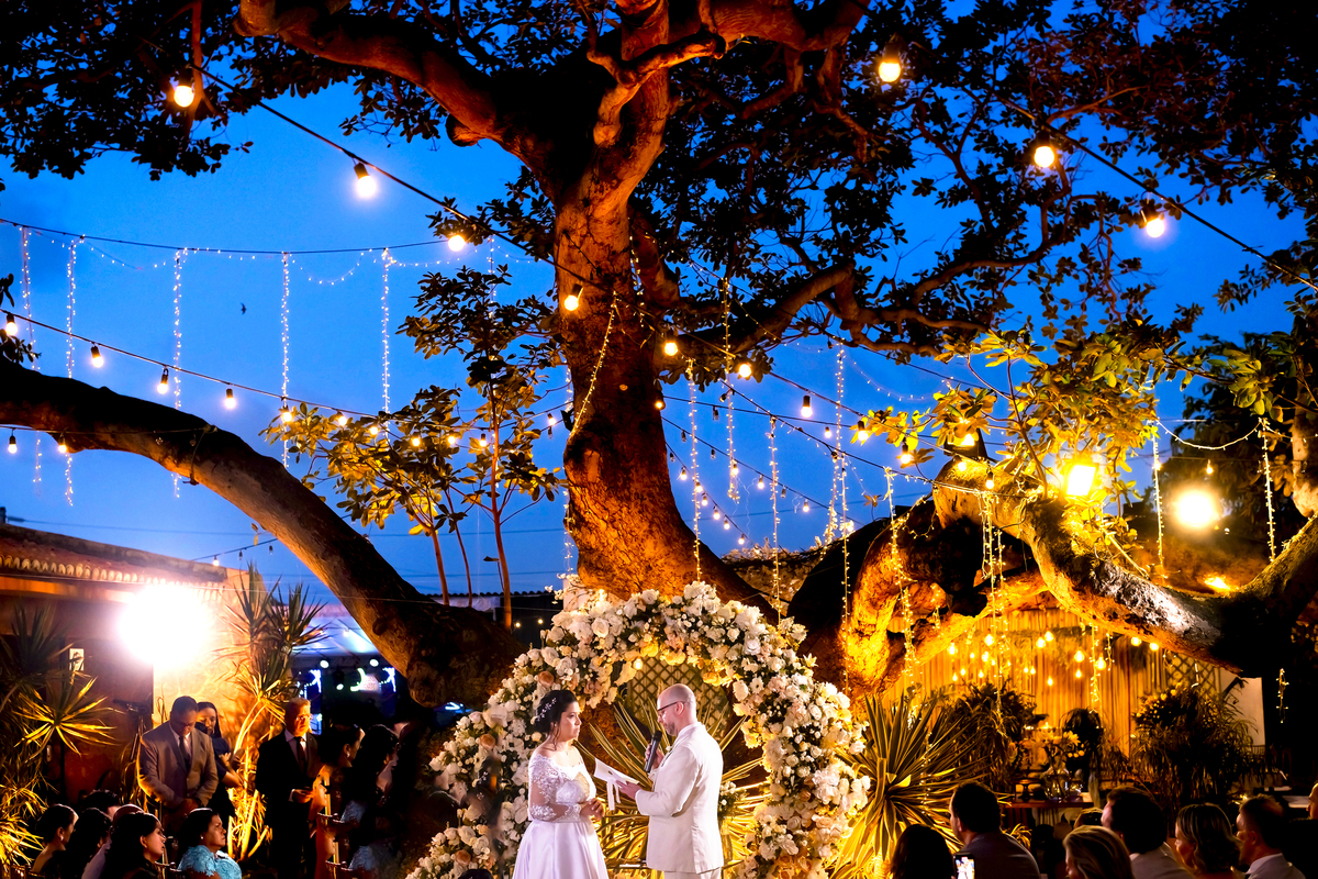 Cerimônia  de casamento no campo no buffet Le Jardim em Fortaleza