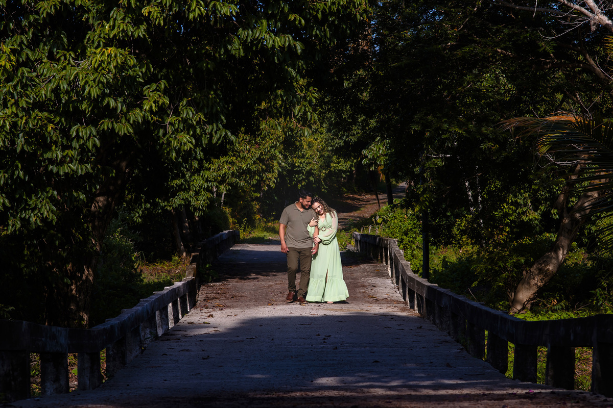 Ensaio pre wedding no campo em Fortaleza