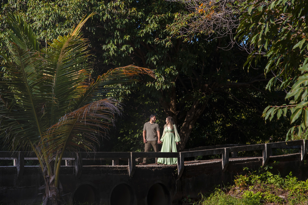 Ensaio pre wedding no campo em Fortaleza